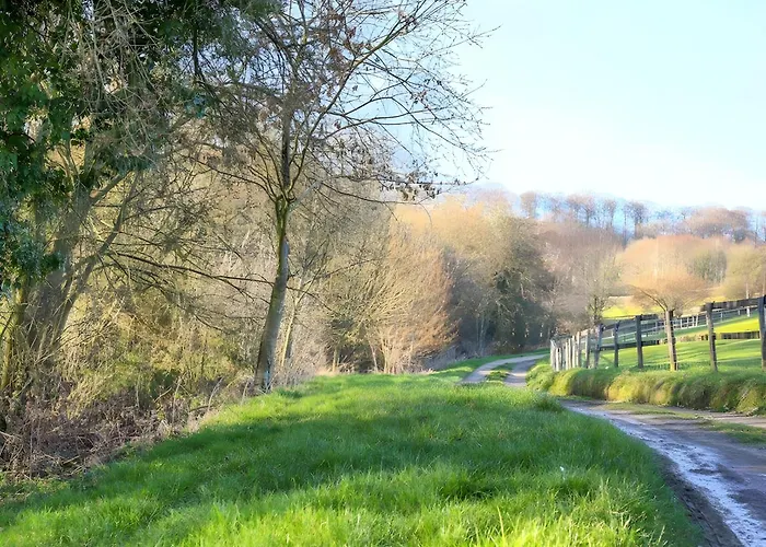 Shepherds Hut Slad Valley Cotswolds