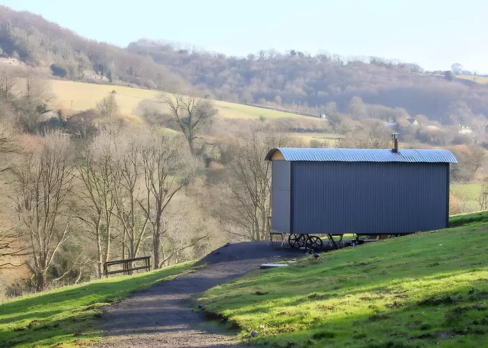 Shepherds Hut Slad Valley Cotswolds