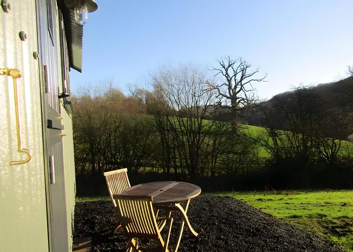 Shepherds Hut Slad Valley Cotswolds