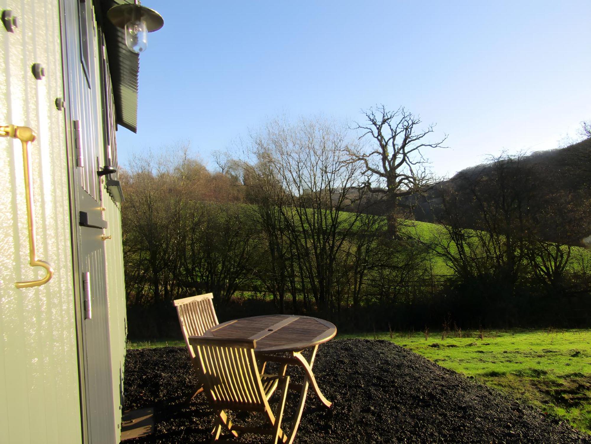 Shepherds Hut Slad Valley Cotswolds Holiday home Painswick